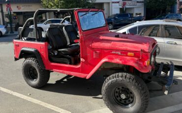 Toyota-land-cruiser-fj40-1973-red-6