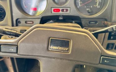 Toyota-land-cruiser-fj60-1986-black-10