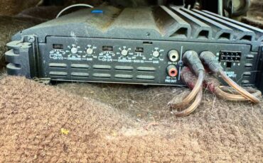 Toyota-land-cruiser-fj60-1986-black-11