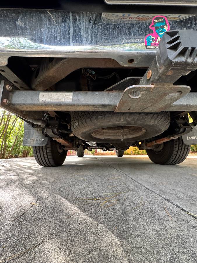 Toyota-land-cruiser-fj60-1986-black-13