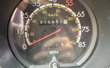 Toyota-land-cruiser-fj60-1986-black-19