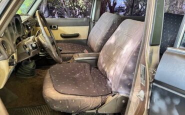 Toyota-land-cruiser-fj60-1986-black-4