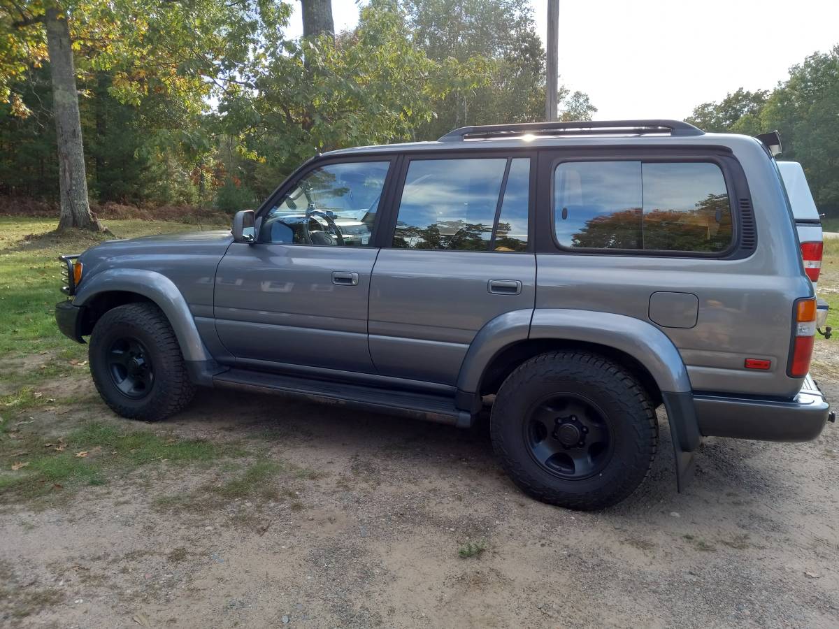 Toyota-land-cruiser-fj80-4wd-1996-grey-2