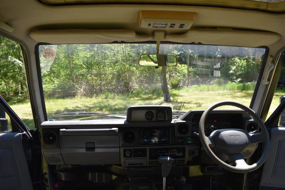 Toyota-land-cruiser-prado-ex-diesel-1992-black-9