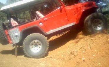 Toyota-landcruiser-1970-red-1