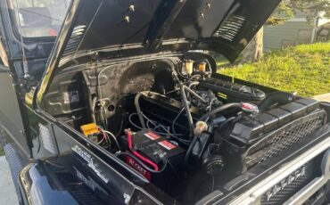 Toyota-landcruiser-1972-black-11