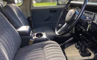 Toyota-landcruiser-bj42-diesel-1982-white-3