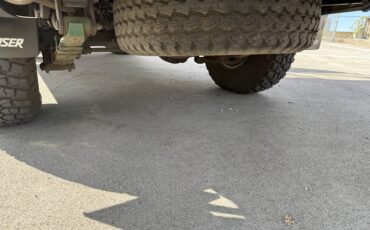 Toyota-landcruiser-diesel-1988-white-19