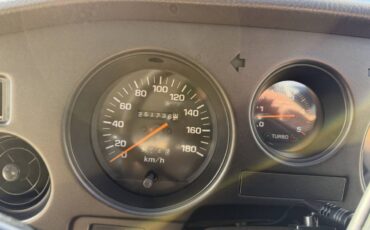 Toyota-landcruiser-diesel-1988-white-7