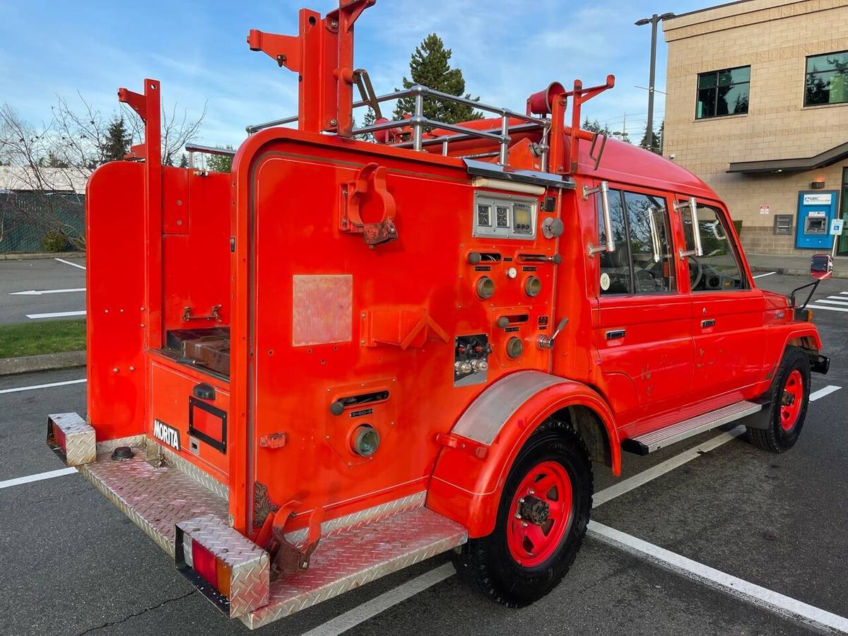 Toyota-landcruiser-prado-diesel-1995-red-12