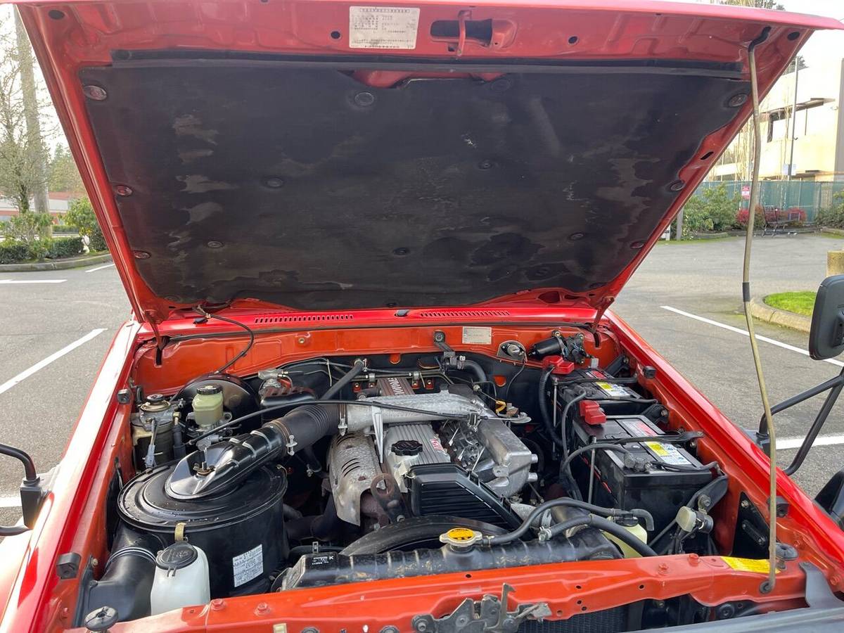 Toyota-landcruiser-prado-diesel-1995-red-16