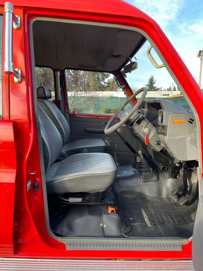 Toyota-landcruiser-prado-diesel-1995-red-18