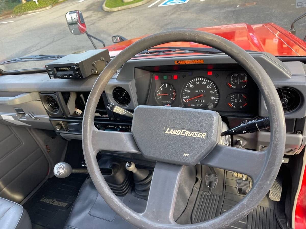 Toyota-landcruiser-prado-diesel-1995-red-20