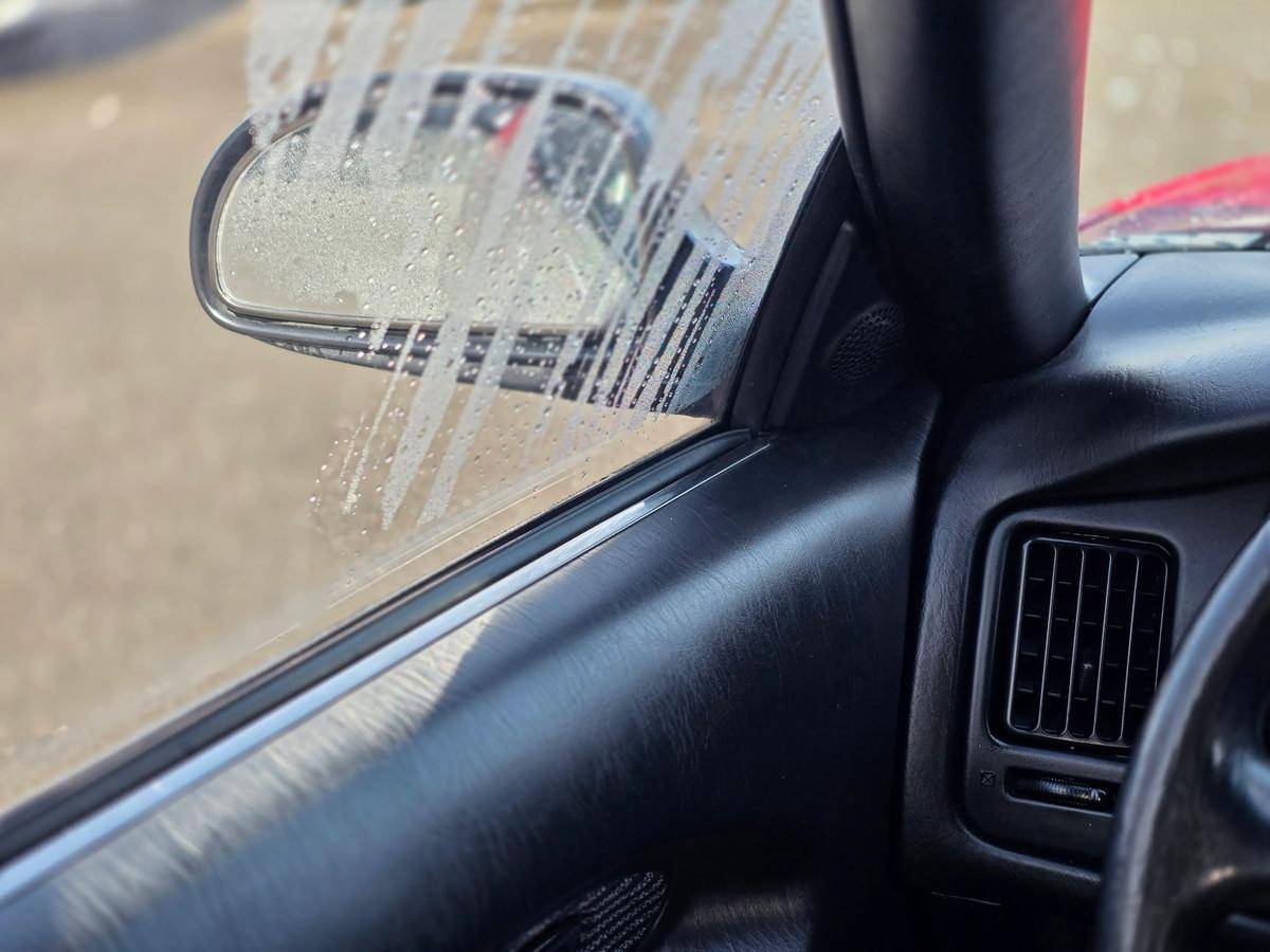 Toyota-mr2-1991-red-18