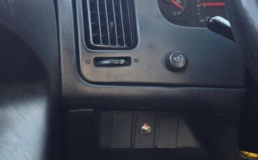 Toyota-mr2-1991-red-3