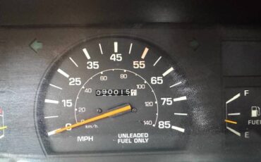 Toyota-pick-up-1984-blue-2