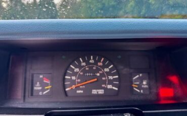 Toyota-pick-up-1984-blue-3