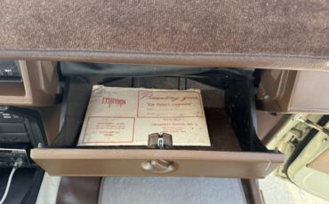 Toyota-pick-up-1986-yellow-12