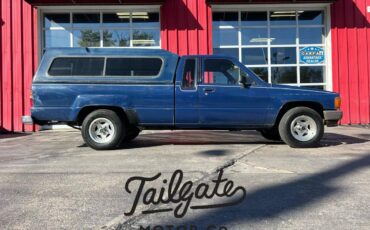 Toyota-pick-up-1987-blue-16