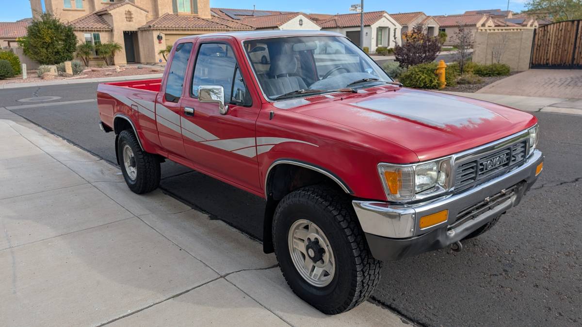 Toyota-pick-up-1990-1