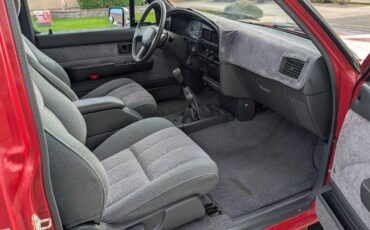 Toyota-pick-up-1990-11