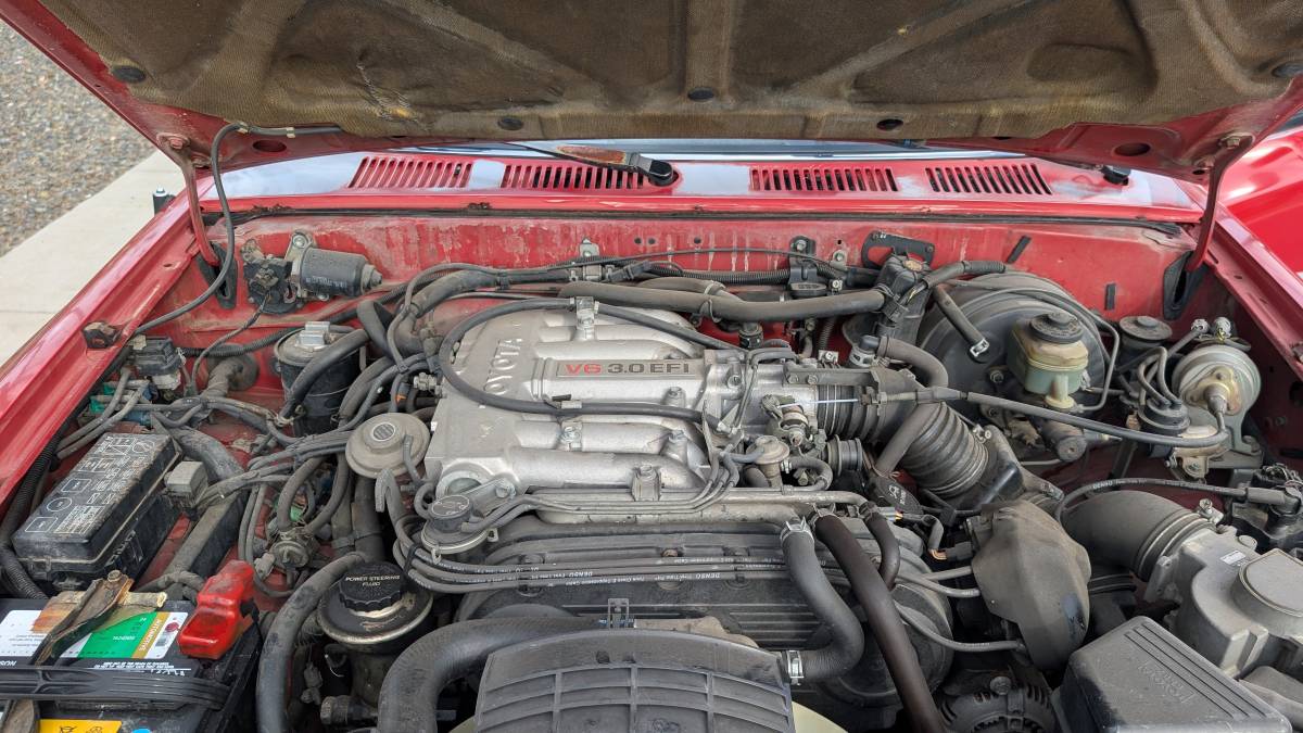 Toyota-pick-up-1990-13