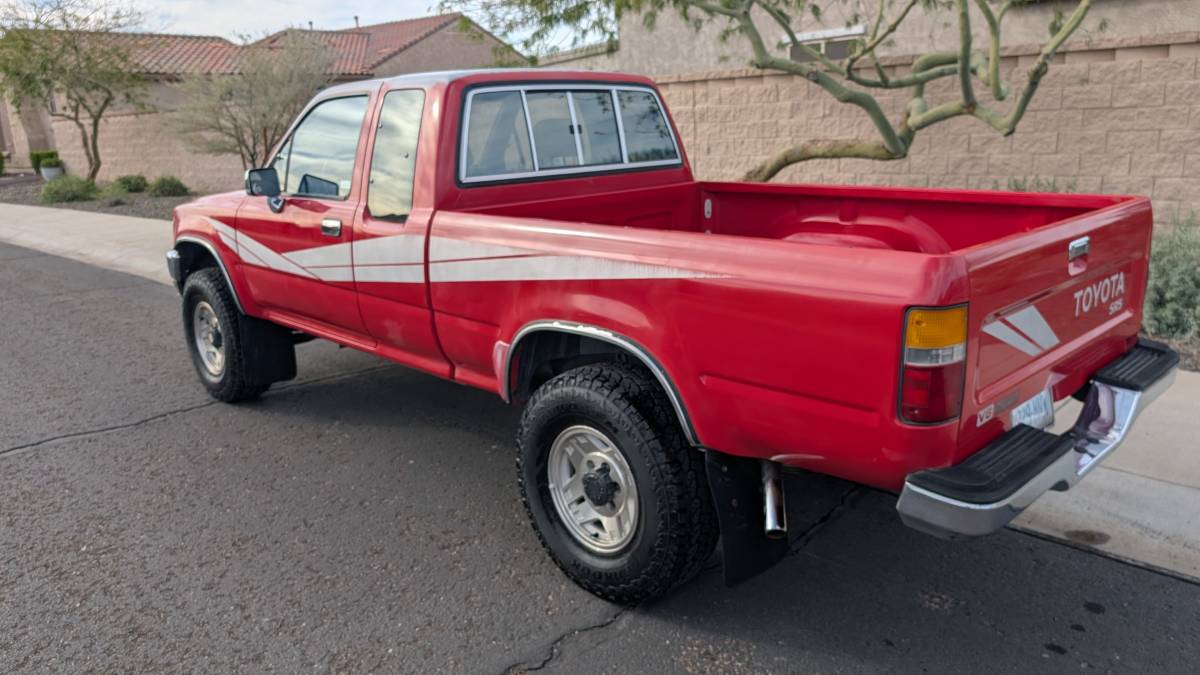 Toyota-pick-up-1990-6