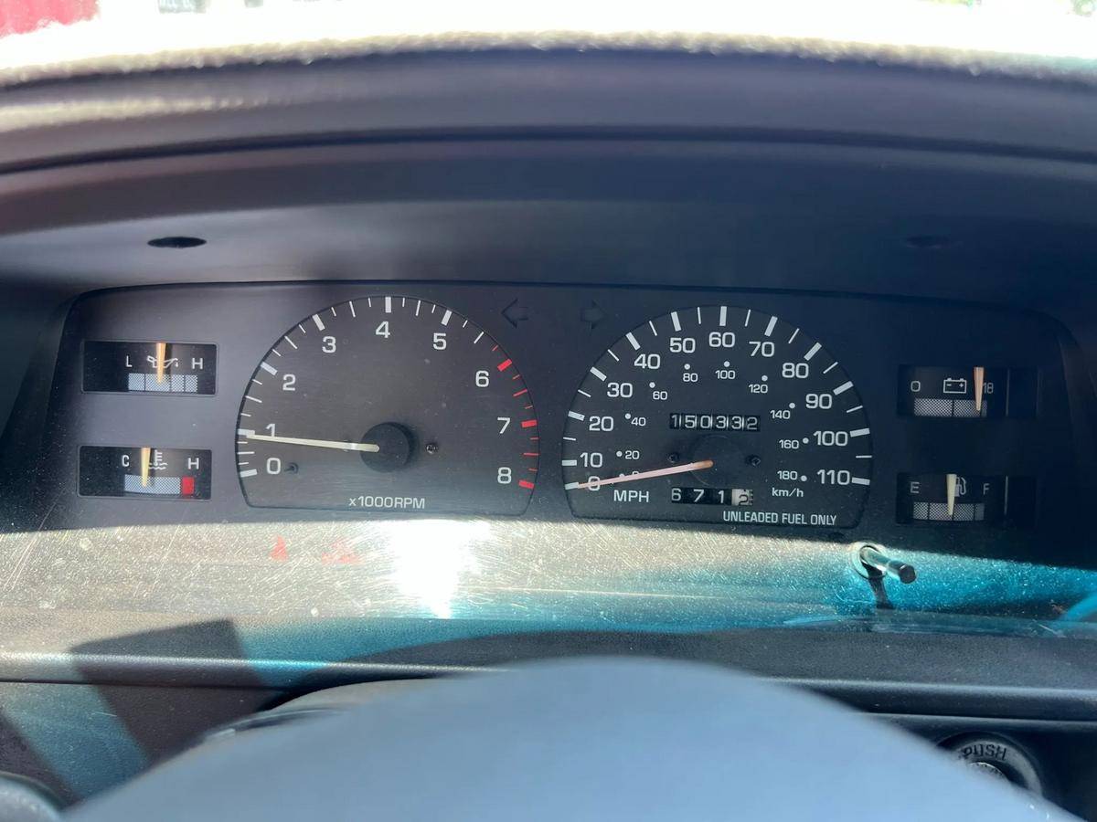 Toyota-pick-up-1993-13