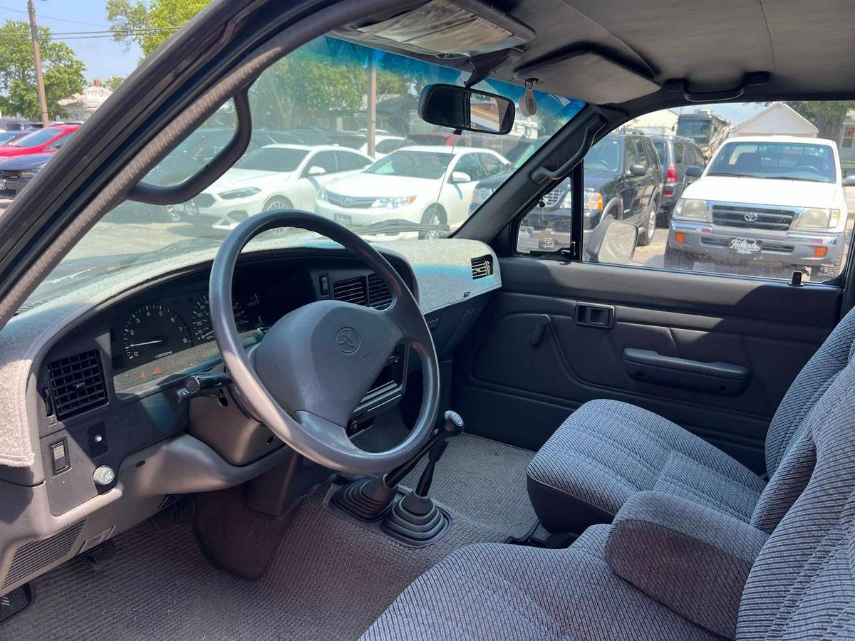 Toyota-pick-up-1993-9