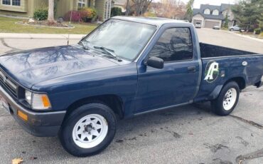 Toyota-pick-up-r22e-1993-blue