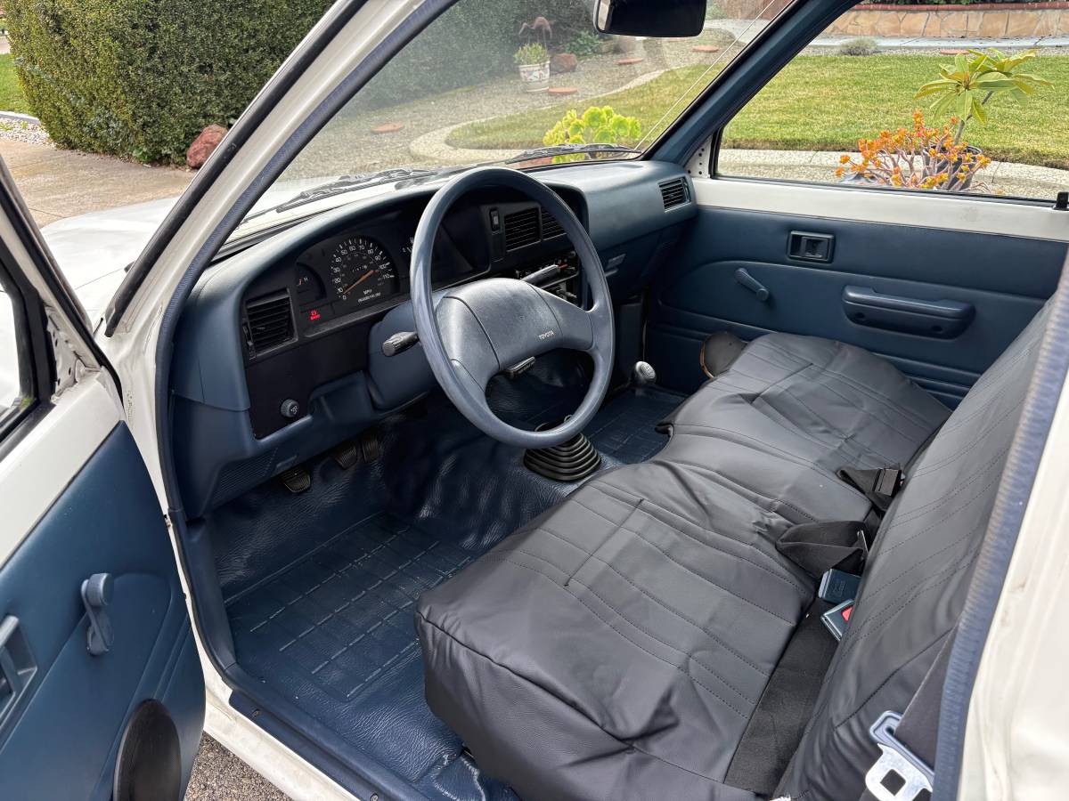 Toyota-pickip-1991-5