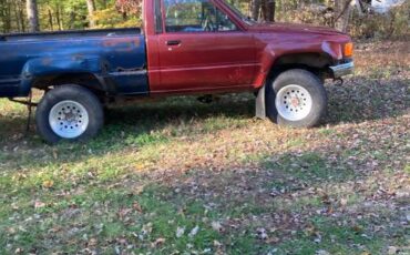 Toyota-pickup-1987-2