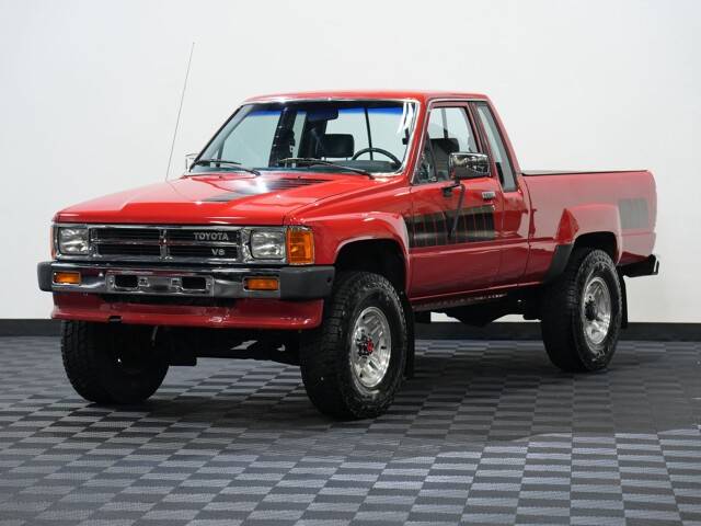 Toyota-pickup-1988-red-1