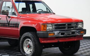 Toyota-pickup-1988-red-10