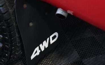 Toyota-pickup-1988-red-15