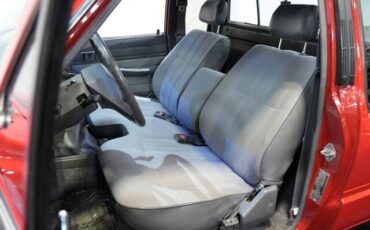 Toyota-pickup-1988-red-22