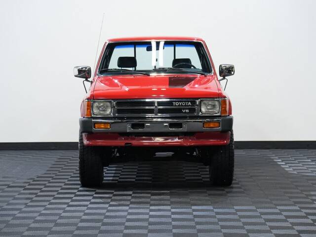 Toyota-pickup-1988-red-5