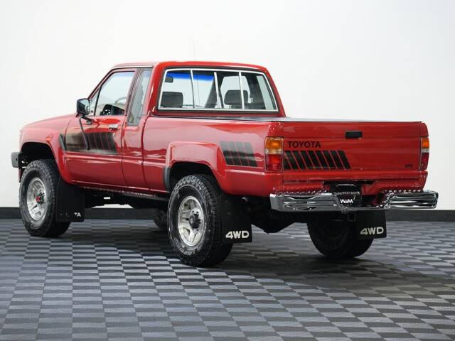Toyota-pickup-1988-red-9