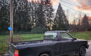 Toyota-pickup-1990-black-2