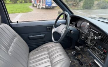 Toyota-pickup-1991-blue-3