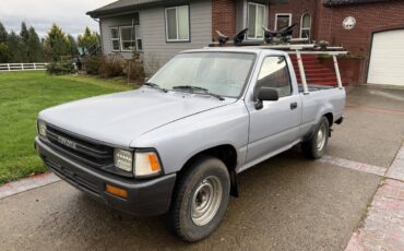 Toyota-pickup-1991-blue