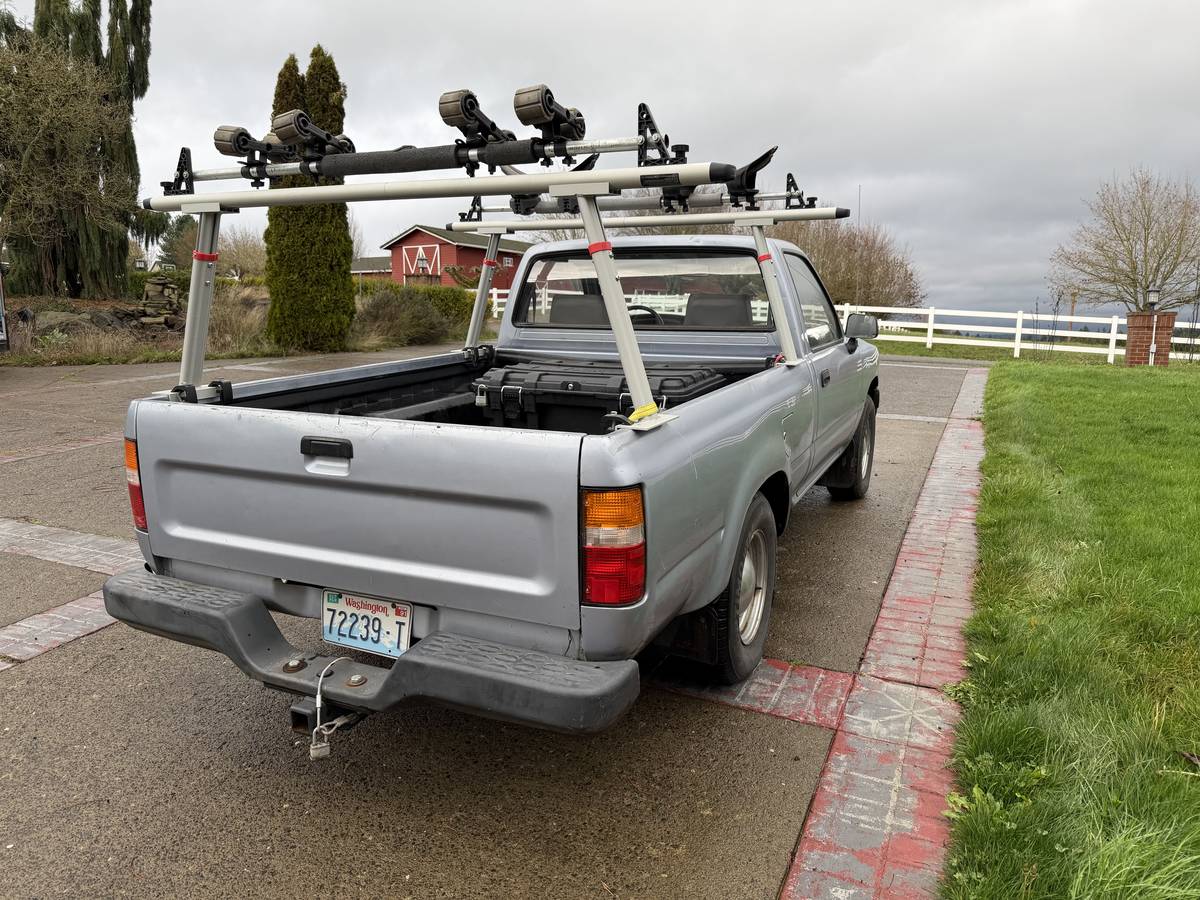 Toyota-pickup-1991-blue-5
