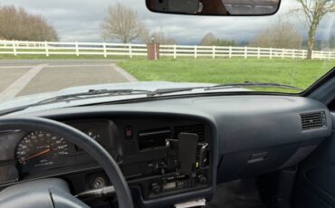 Toyota-pickup-1991-blue-8