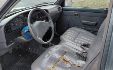 Toyota-pickup-1992-green-2