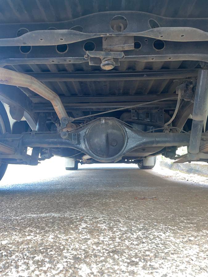 Toyota-pickup-1992-silver-4