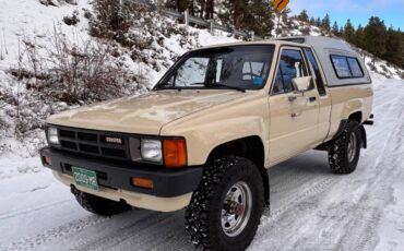 Toyota-pickup-4x4-1985