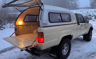 Toyota-pickup-4x4-1985-4