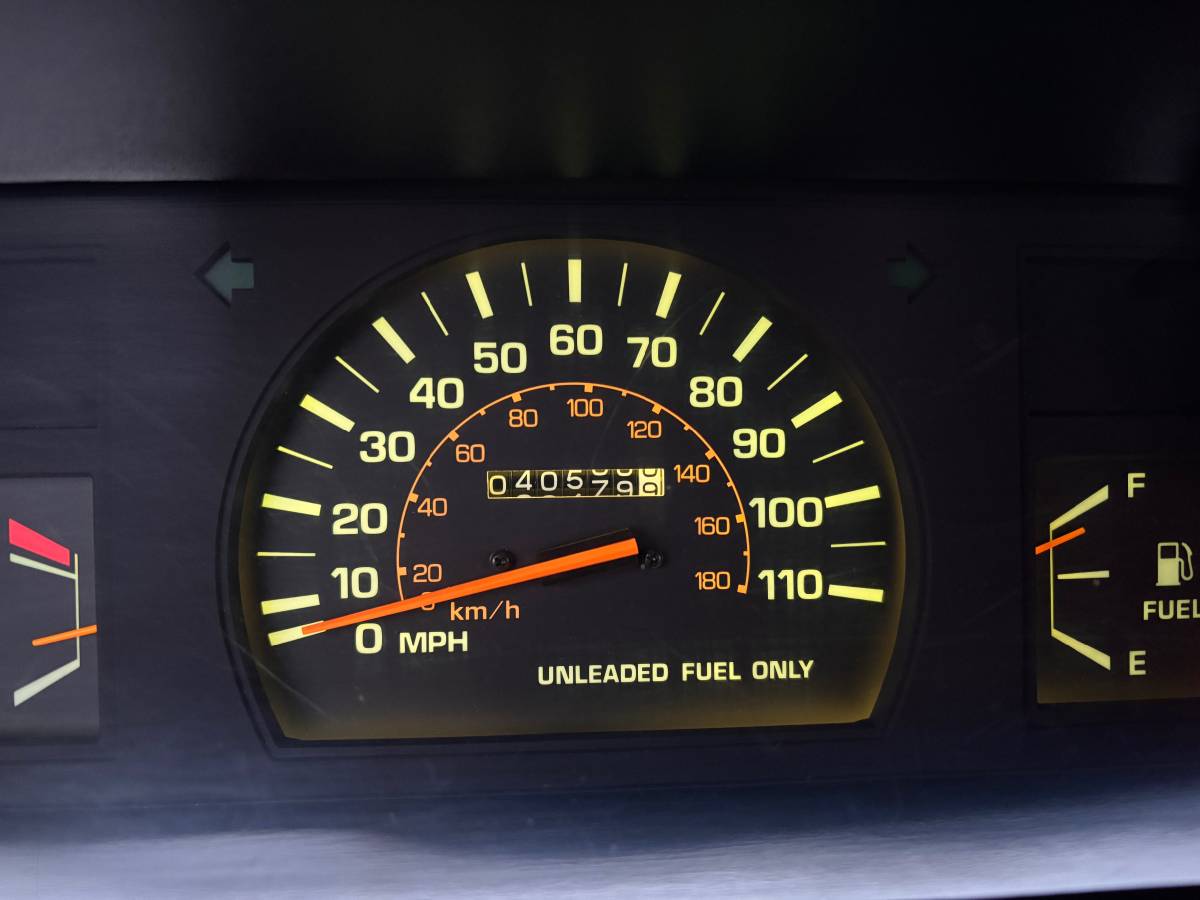 Toyota-pickup-4x4-1985-5