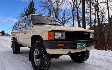Toyota-pickup-4x4-1985-9