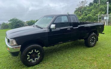 Toyota-pickup-4x4-1990-black-2